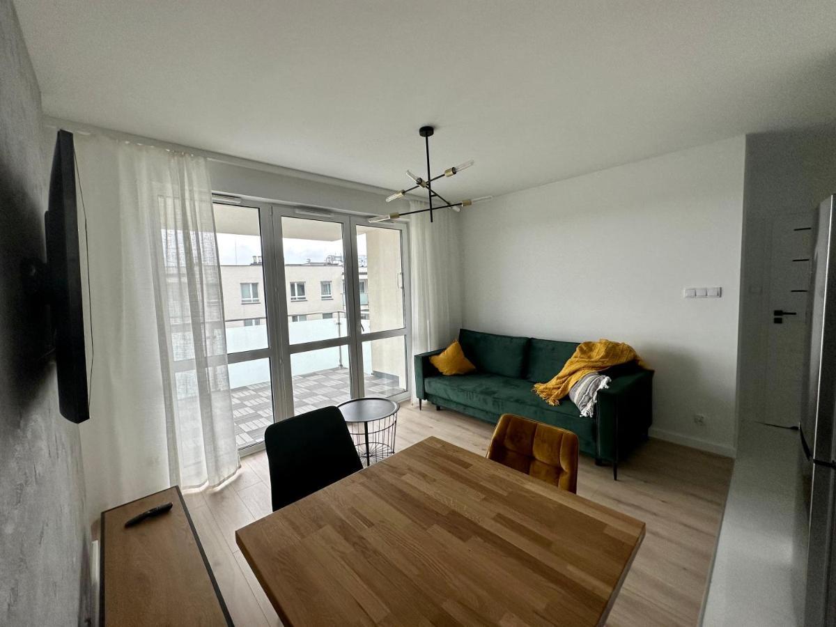 Sdh 4 Radzymin Comfortable Apartment Near Warsaw Bagian luar foto